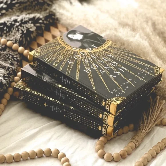 !SEND OFFERS! Bookishbox Exclusive A Court of Honey and Ice Trilogy - Picture 1 of 3